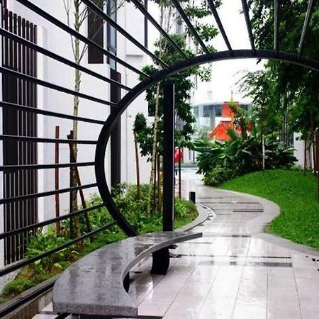H2O Retreat Studio Home 5Min To Lrt By Premium Stay Петалинг-Джая Экстерьер фото