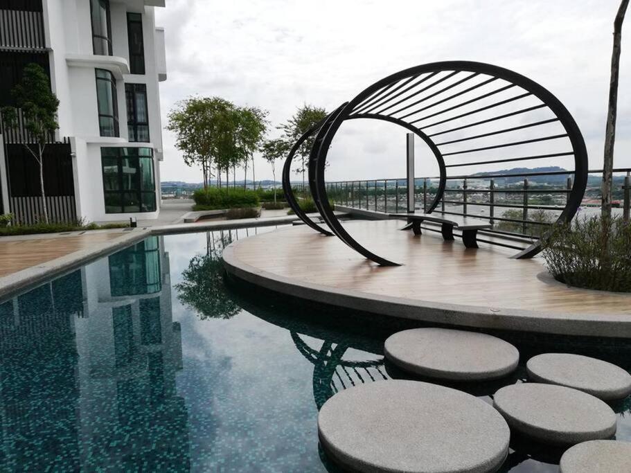 H2O Retreat Studio Home 5Min To Lrt By Premium Stay Петалинг-Джая Экстерьер фото